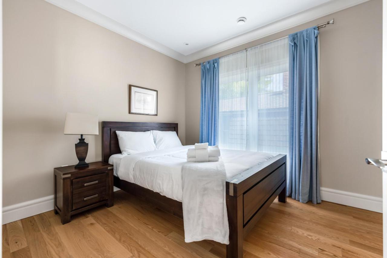 Vancouver Haven: Luxurious Private Bedroom Near Attractions Bagian luar foto